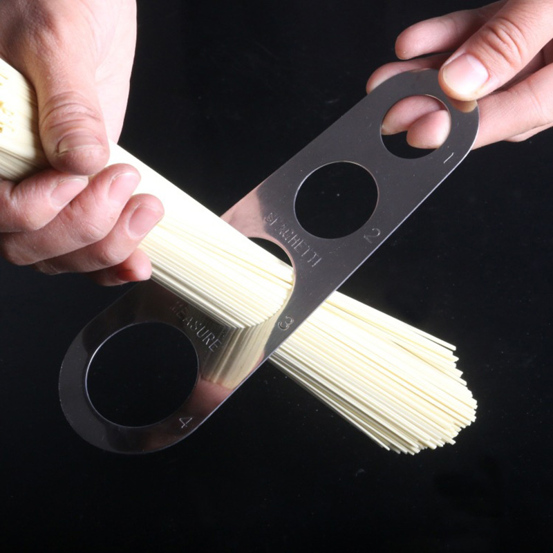 Roestvrijstalen spaghettimeter - Kitchen Gadgets Pasta recensie en prijs